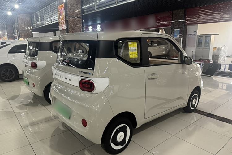 Used Wuling Hongguang MINIEV 2024 3rd Generation 215km Youth Edition