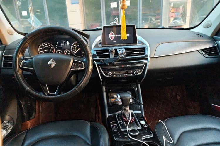 Used BORGWARD BX5 2017 20TGDI Automatic Two-Wheel Drive Pioneer Edition