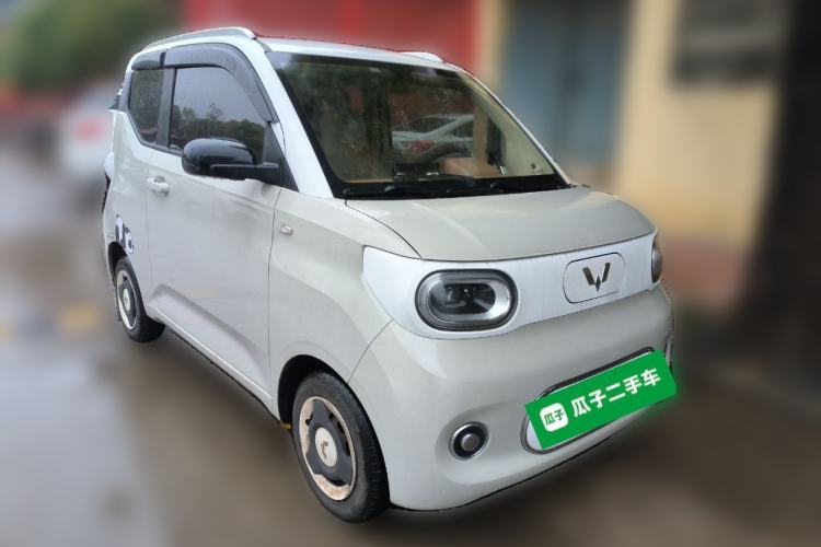 Used Wuling Hongguang MINIEV 2024 3rd Generation 170 km Front Right 45 Deg