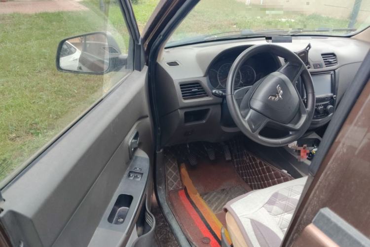 Used Wuling Hongguang 2015 1.2L S Base Model China V Standard
