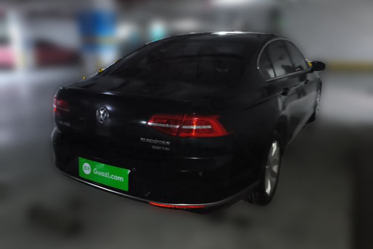 Used Volkswagen Magotan 2018 330TSI DSG Advanced Model Rear Right 45 Deg