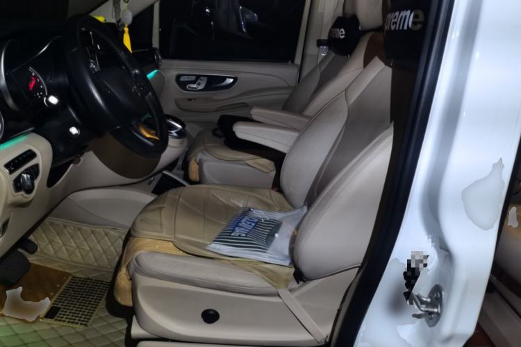 Used Mercedes-Benz V-Class 2016 V 260 Avantgarde Edition
