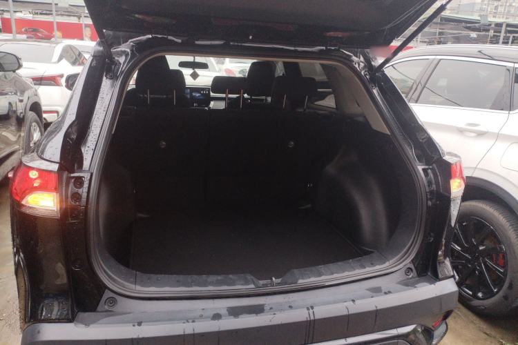 Used Toyota FRONTLANDER 2023 2.0L CVT Elite Edition Trunk