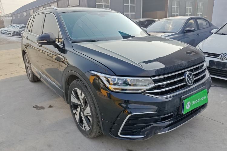 Used Volkswagen Tiguan L 2023 Restyled 330TSI Automatic Two-Wheel Drive R-Line Enhanced Comfort Version
