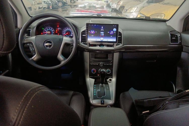Used Chevrolet Captiva 2014 2.4L Two-Wheel Drive Urban Version 7 Seats