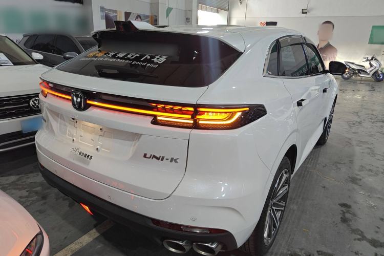 Used Changan UNI-K 2024 2.0T Two-Wheel Drive Global Edition
