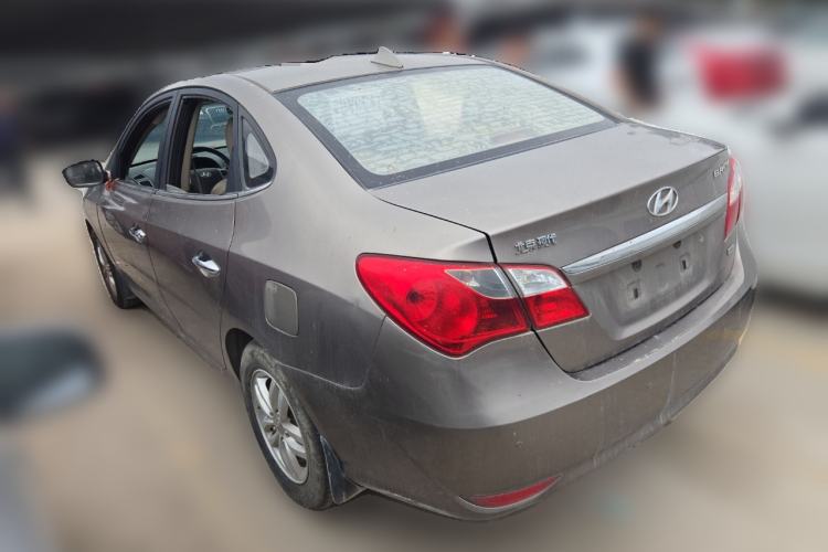 Used Hyundai Celesta 2011 1.6L Automatic Luxury Version Rear Left 45 Deg