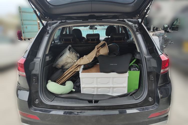 Used Haval H6 Coupe 2018 Red-Label 1.5T Automatic Two-Wheel Drive Ultra-Luxury Model Trunk