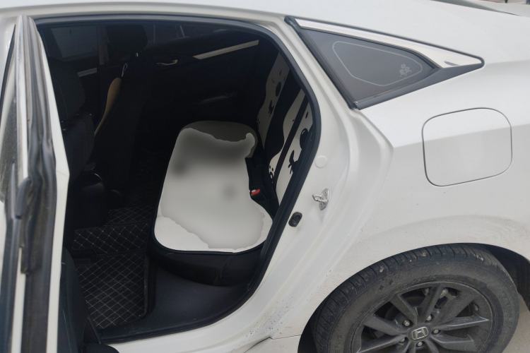 Used Honda Civic 2019 220TURBO CVT Dynamic Edition China VI Left Rear Seat