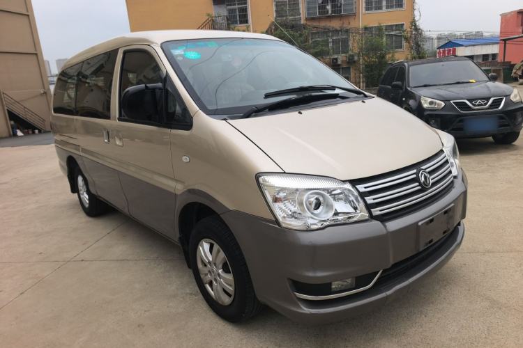 Used FORTHING Lingzhi 2017 M3L 1.6L 7-Seater Comfort Model Front Right 45 Deg