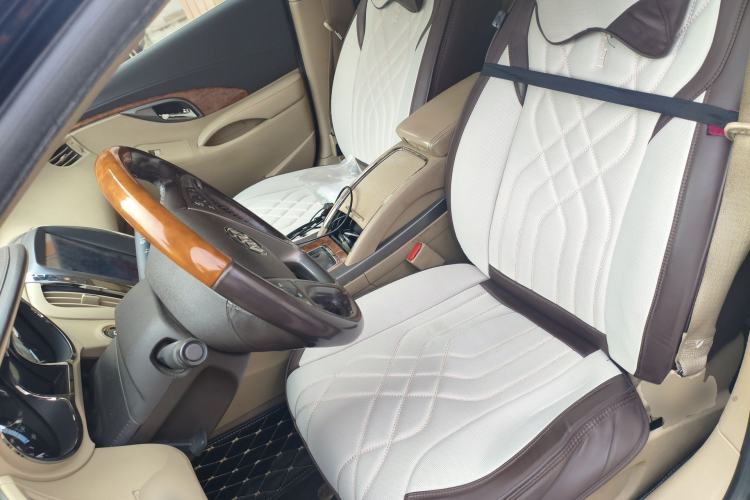 Used Buick LaCrosse 2011 2.4L SIDI Luxury Edition Left Front Seat