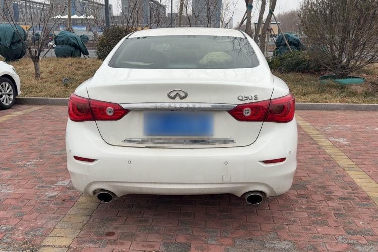 Used Infiniti Q50 2014 2.0T Luxury Edition