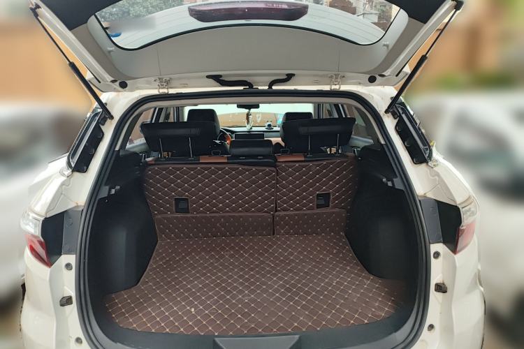 Used JMC Yusheng S330 2016 1.5L GTDi Automatic Two-Wheel Drive Prestige Edition