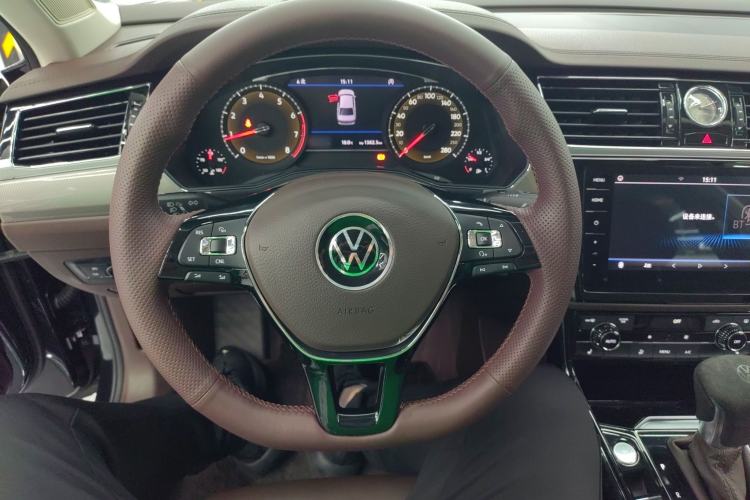 Used Volkswagen Phideon 2021 380TSI Luxury Edition
