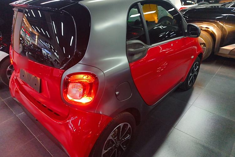 Used smart fortwo 2015 1.0L 52 kW Hardtop Passion Edition