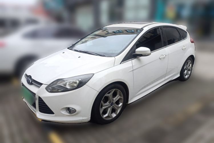 Used Ford Focus 2012 Hatchback 2.0L Automatic Luxury Sport Model