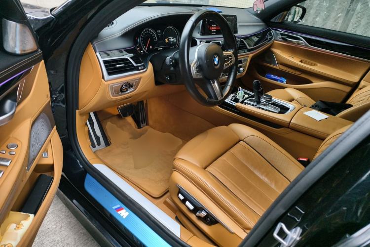 Used BMW 7 Series 2018 740Li xDrive Luxury Edition M Sport Package
