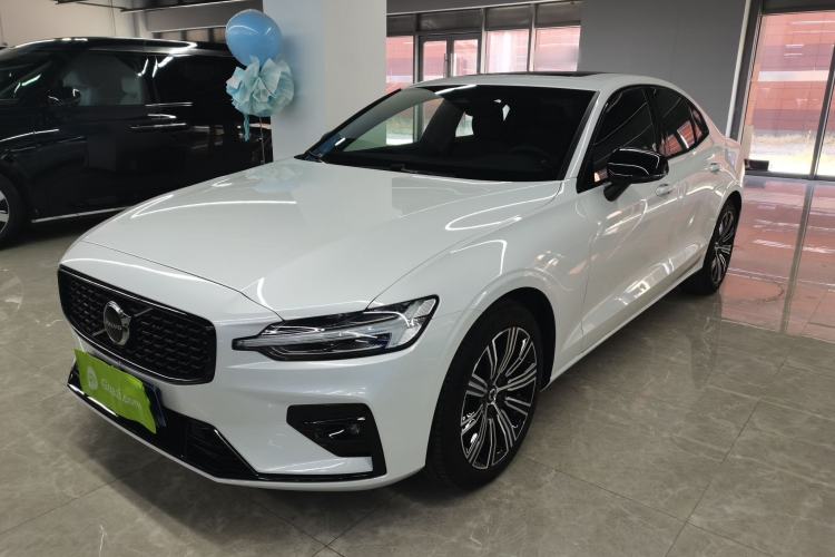 Used Volvo S60 2024 B5 Zhiya Sport Edition