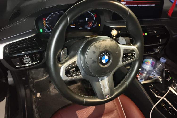 Used BMW 5 Series 2022 Restyled 530Li Leading Edition M Sport Package Steering Wheel