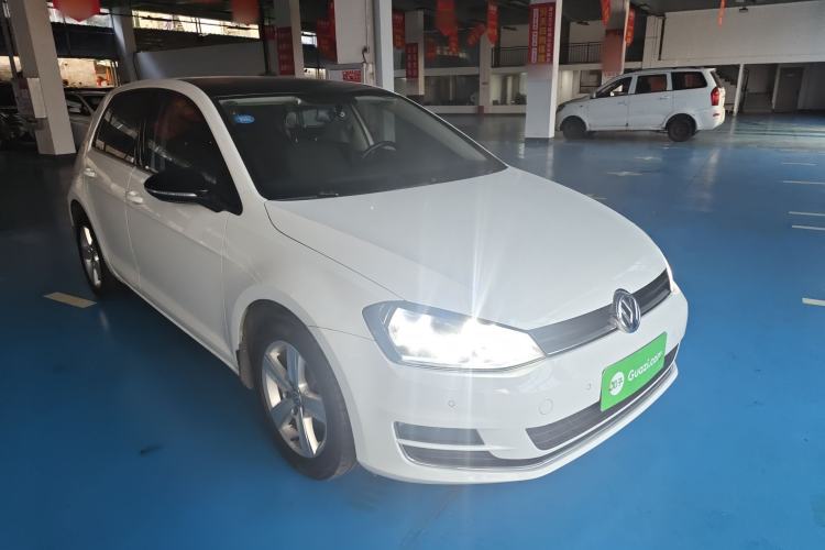 Used Volkswagen Golf 2017 1.6L Automatic Comfort Million-Vehicle Anniversary Edition