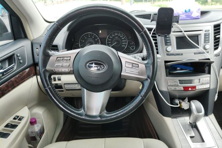Used Subaru Outback 2012 2.5i Luxury Edition Steering Wheel