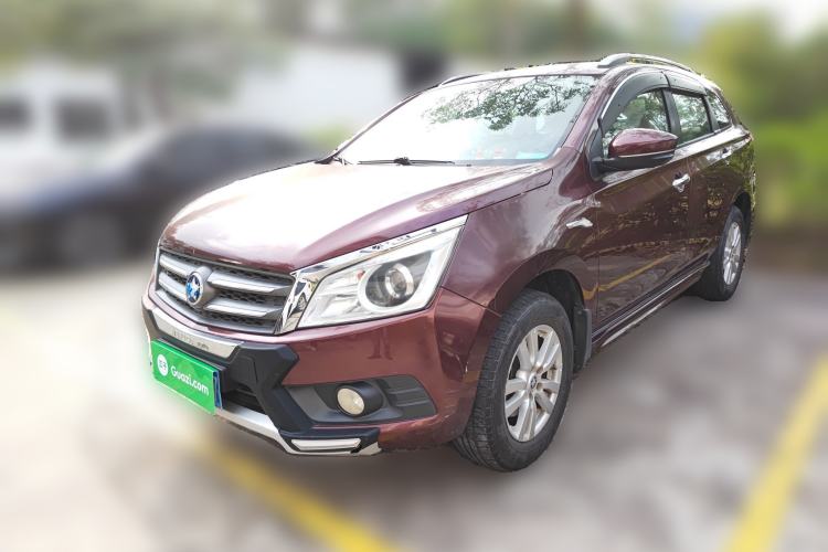 Used Venucia T70 2015 2.0L CVT Smart Edition