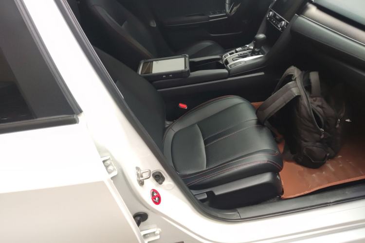 Used Honda Civic 2016 220TURBO CVT Luxury Edition
