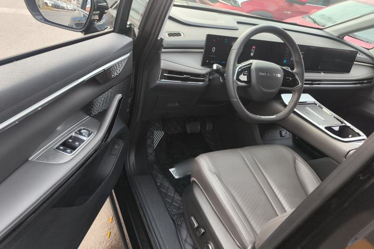 Used SAIC MAXUS G70 2024 2.0T Automatic Flagship Version 7 Seats
