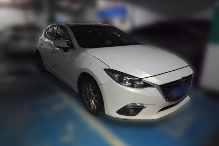 Used Mazda 3 Axela 2016 Hatchback 1.5L Automatic Luxury Model Front Right 45 Deg