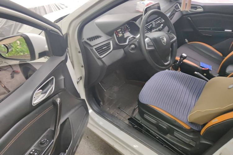 Used Baojun 310 2017 1.5L Manual Fashion Model