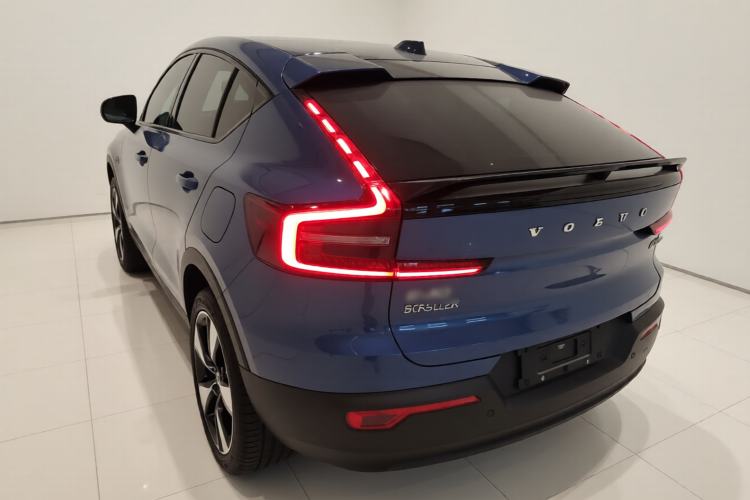 Used Volvo C40 2024 Long-Range PRO Version