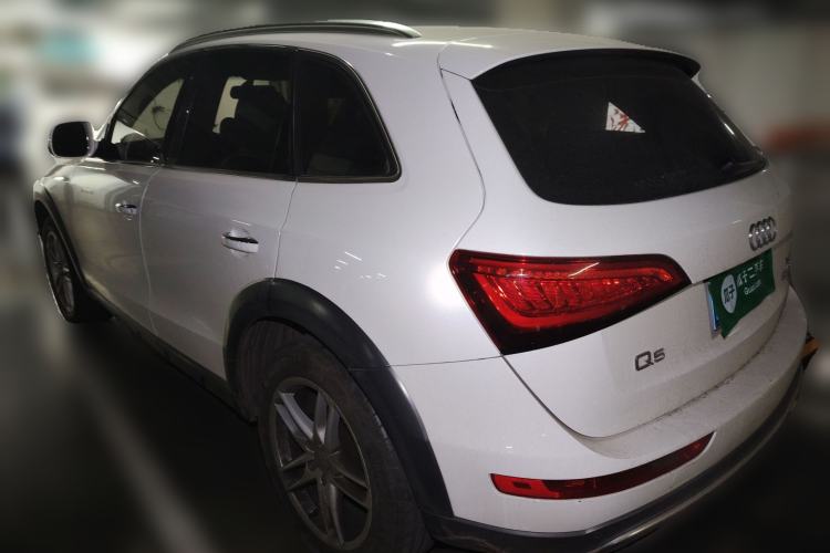 Used Audi Q5 2017 Plus 40 TFSI Technology Model
