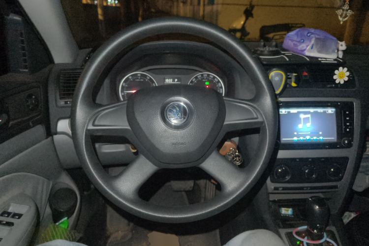 Used Skoda Octavia 2014 2.0L Automatic Yijie Edition
