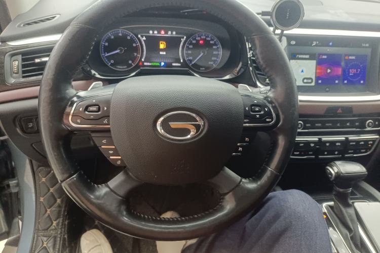 Used GAC Trumpchi GS8 2017 320T Two-Wheel Drive Luxury Smart Connectivity Version (7 Seats)
