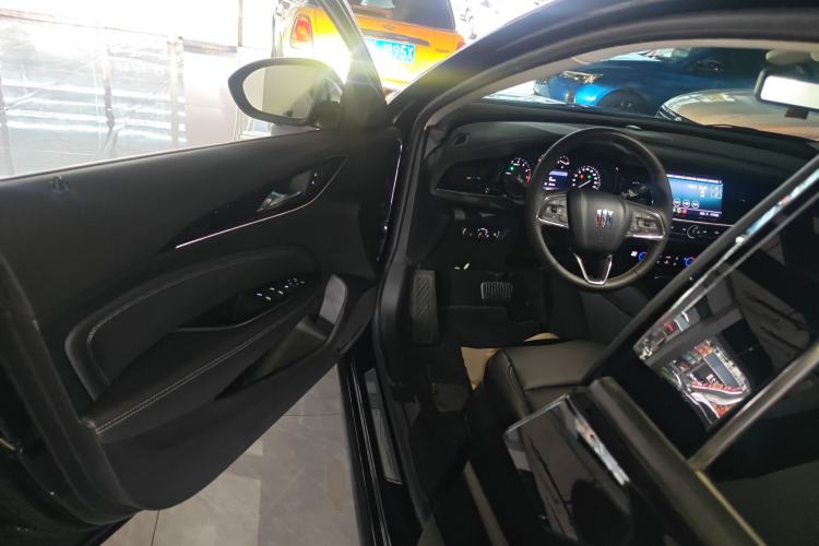 Used Buick Regal 2024 25T Deluxe Edition