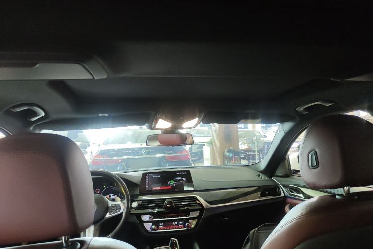 Used BMW 5 Series 2019 Restyled 530Li Luxury Edition M Sport Package Headliner