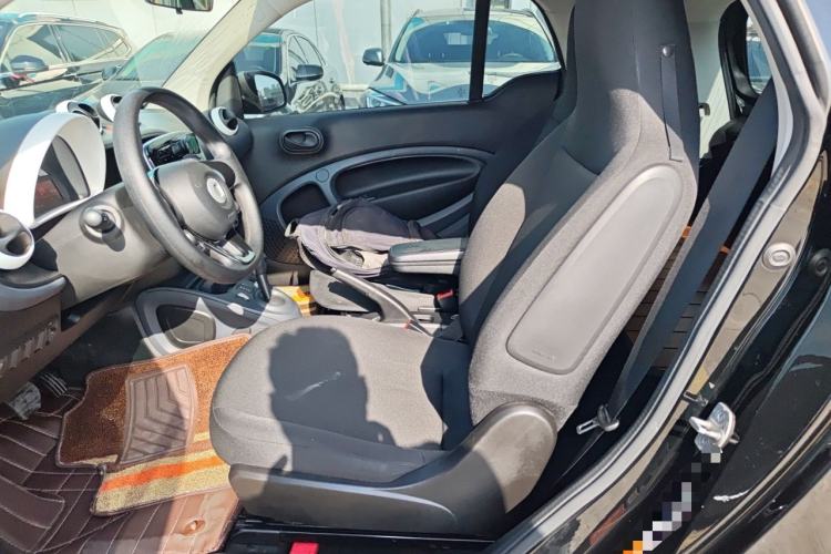 Used smart fortwo 2018 1.0L 52kW Hardtop Dynamic Version China V Left Rear Seat