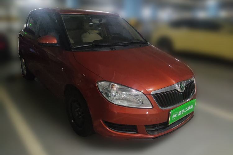 Used Skoda Fabia 2012 1.4L Automatic Crystal Edition
