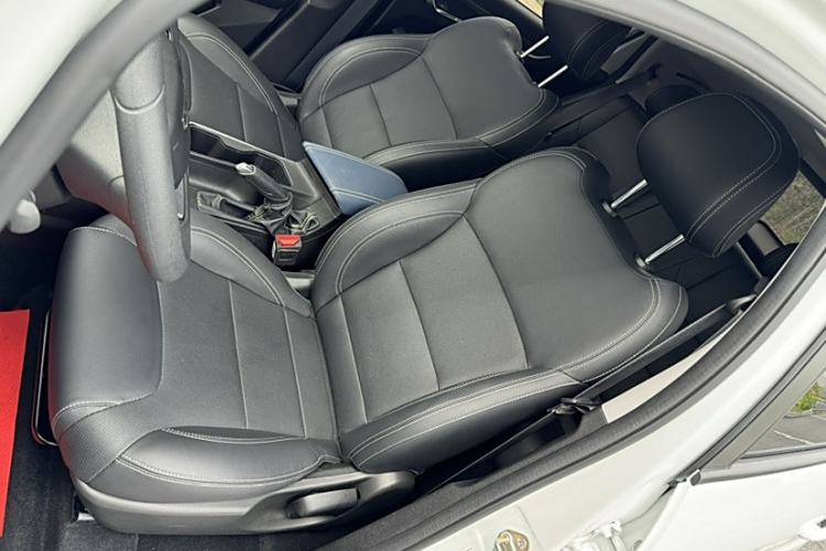 Used Geometry EX3 Kung Fu Cow 2021 Tough Bull Cow Left Front Seat