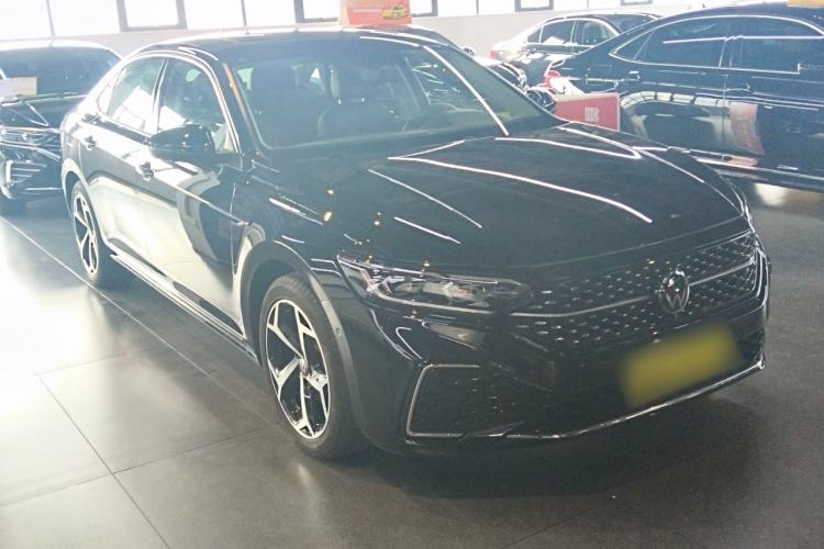 Used Volkswagen Passat 2024 380TSI Starry Dragon Edition
