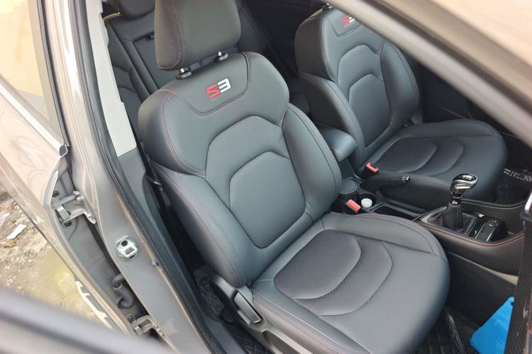 Used JAC Refine S3 2017 1.6L Manual Luxury Smart Model