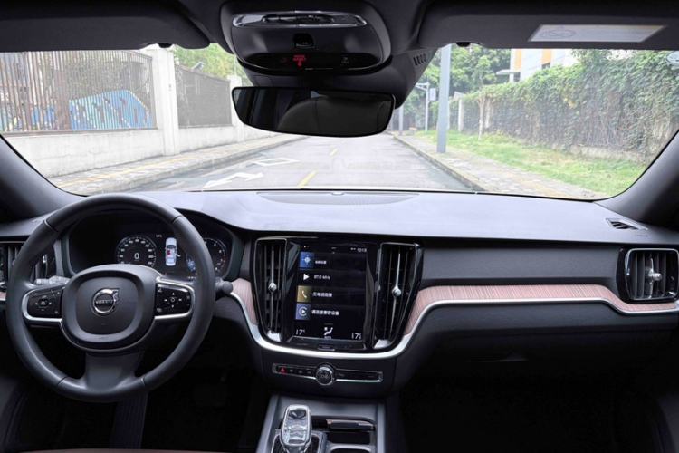 Used Volvo S60 2022 B4 Zhiyuan Luxury Edition Interior 2