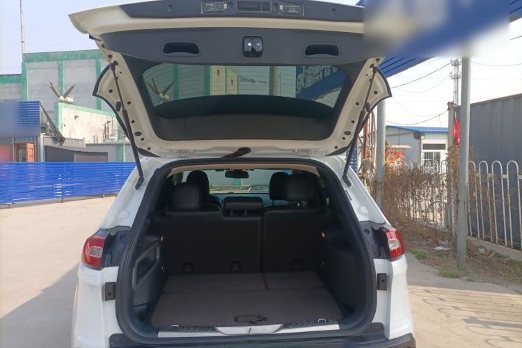 Used Jeep Cherokee 2016 2.4L Leading Smart Version Trunk