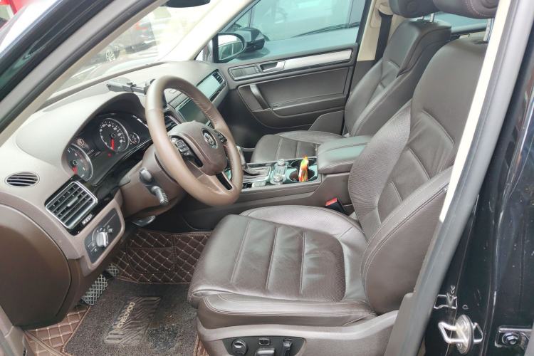 Used Volkswagen Touareg 2017 3.0 TSI Touareg Edition Left Front Seat