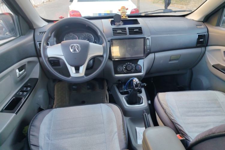 Used BAIC Weiwang M20 2017 1.5L M20S Basic Version DAM15DL
