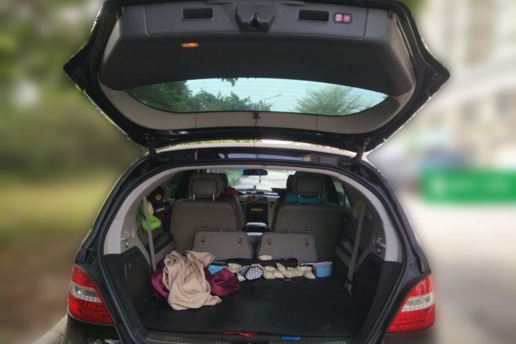 Used Mercedes-Benz R-Class 2010 R 350 L 4MATIC