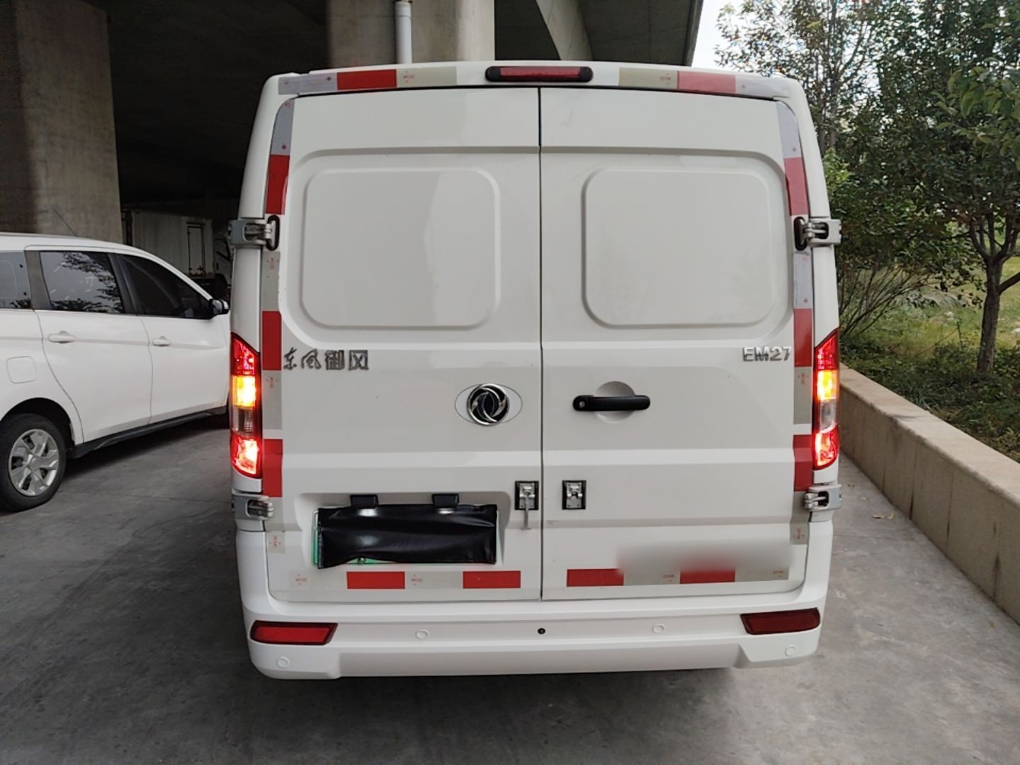 Dongfeng Yufeng EM27 2024 EM27 Henan Lithium Power 41.472 kWh — снимка 5