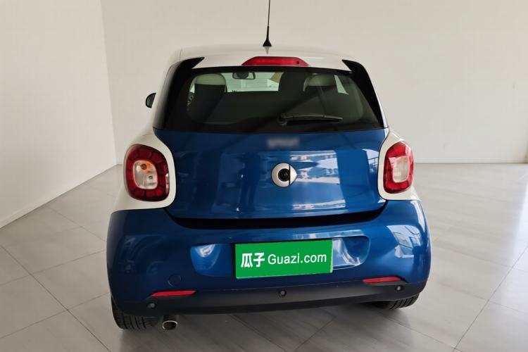 Used smart forfour 2016 0.9T 66 kW Ultimate Edition Exterior 4