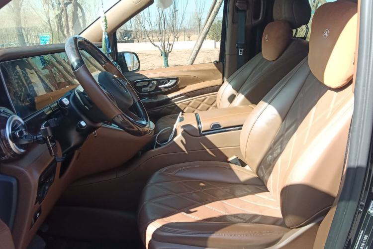 Used Mercedes-Benz Vito 2023 2.0T Business Version 7 Seats Left Front Seat