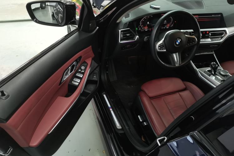 Used BMW 3 Series 2021 Second Facelift 325i M Sport Night Edition Package
